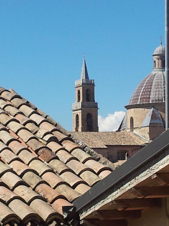 Appartamento Antico Gioiello Umbro Foligno Esterno foto